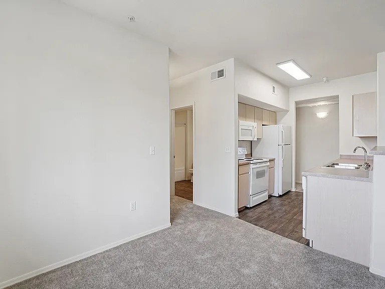 Allegro Apartments — Photo 11