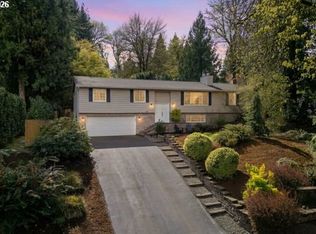 3972 Calaroga Dr, West Linn, OR