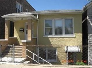 2834 S Throop St, Chicago, IL 60608