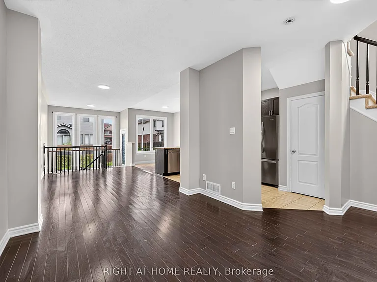 628 Moorpark Ave — Photo 24