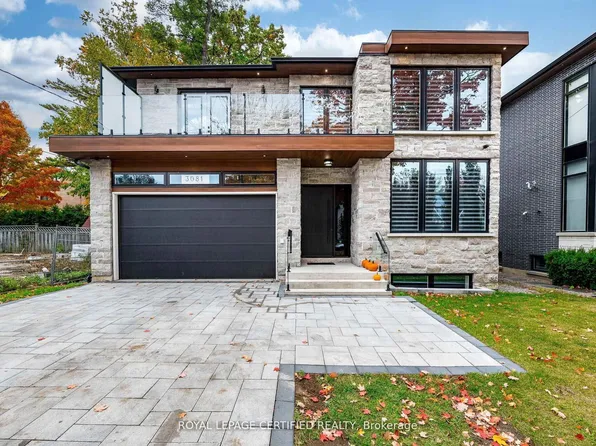 3081 Grenville Dr, Mississauga, ON L5A 2P6