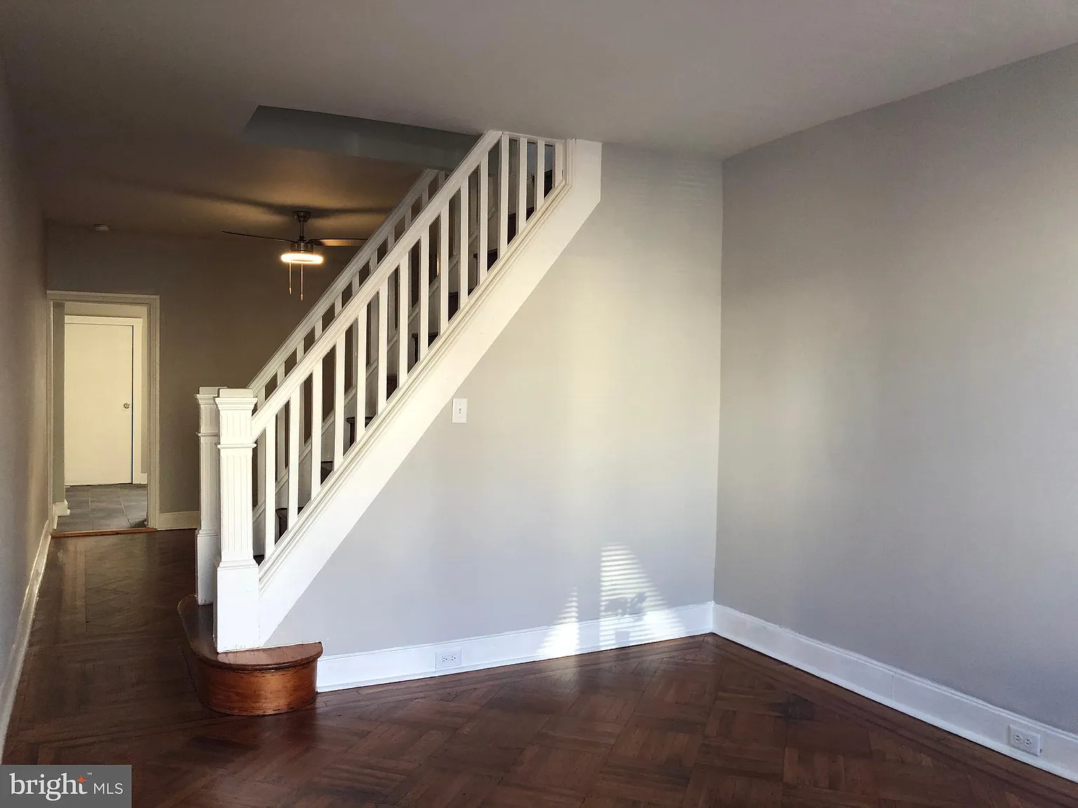 2 bed, 1.0 bath, 960 sqft, $1,875 — Photo 2