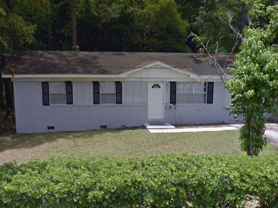 1st image of 801 Greenleaf Dr