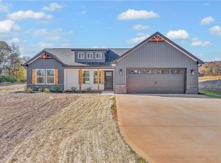 256 Old Fork School Rd, Townville, SC 29689