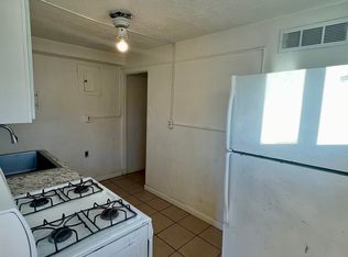 321 Vermont St NE #B, Albuquerque, NM 87108
