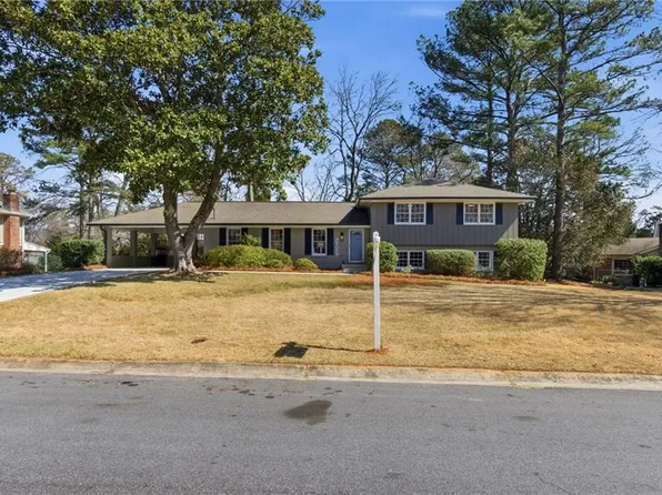 3055 Saint Helena Dr, Tucker, GA 30084