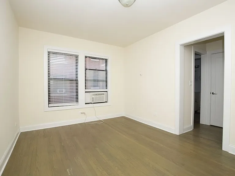 2641 N Spaulding Ave #E2 — Photo 9