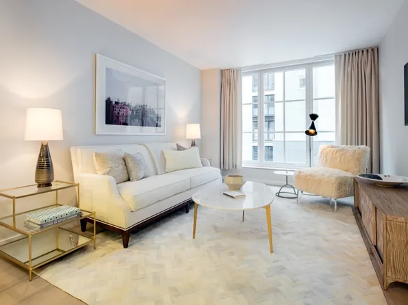 535 W 43rd St N, New York, NY