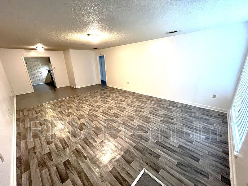 1st image of 2150 N Sherwood Forest Dr #D