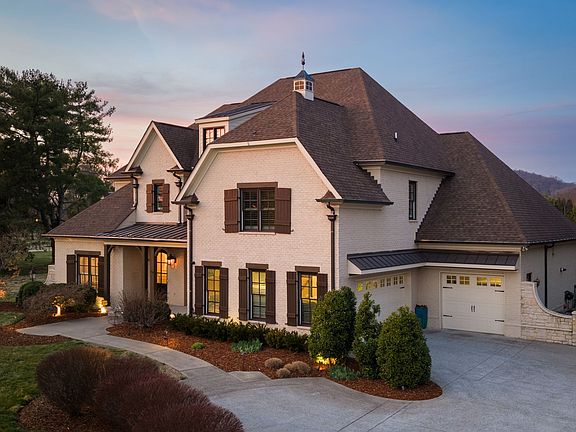 2nd image of 400 Ernest Rice Ln