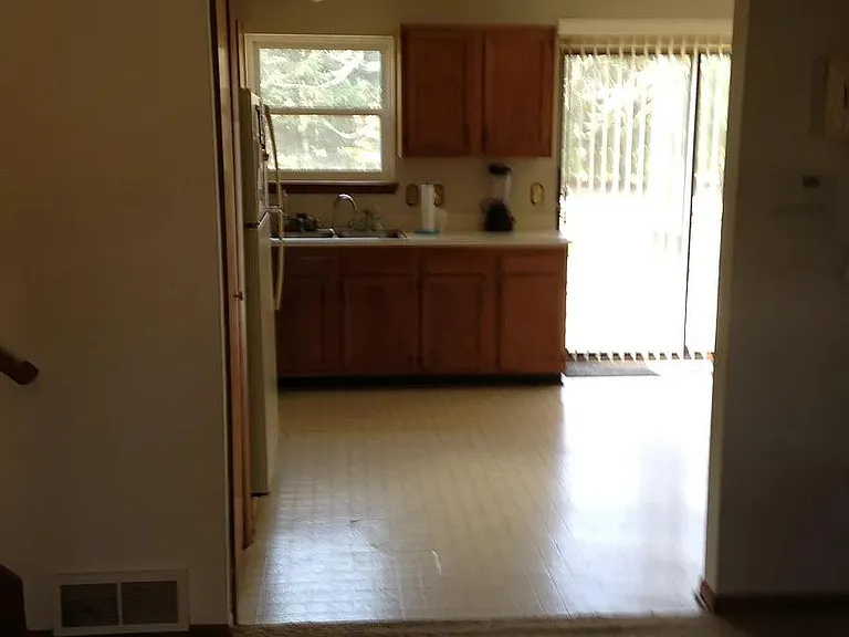 1664 Woodlake Cir — Photo 3
