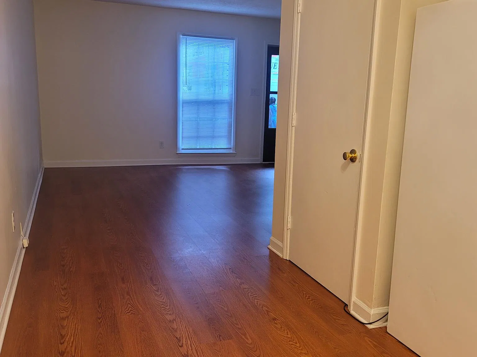 2226 Booker Ave — Photo 3