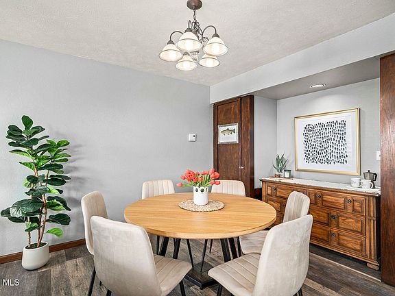 5th image of 35 Promontory Drive #2