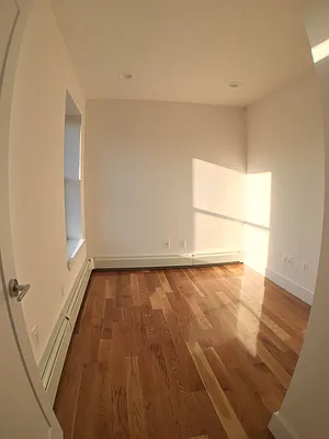Rented by Uptown Flats LLC | media 11
