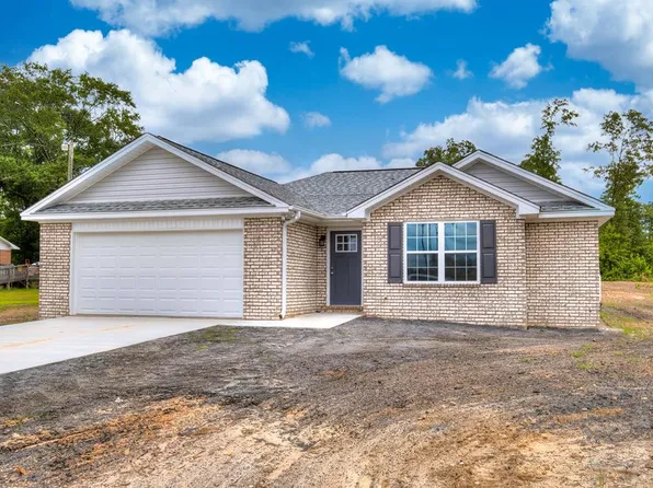 4665 Pineside Dr, Rembert, SC 29128