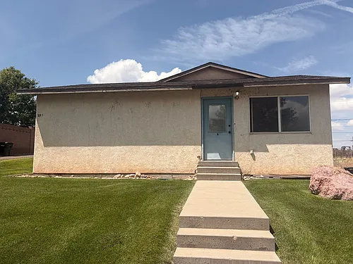 291 N 1600 W Photo 1