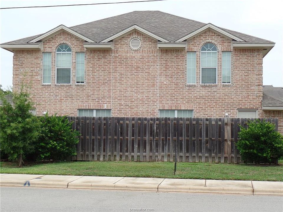 1st image of 2309/2311 Cornell Dr