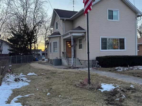 2033 Doty St, Oshkosh, WI 54902