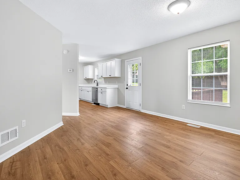 1220 Eastern St — Photo 55