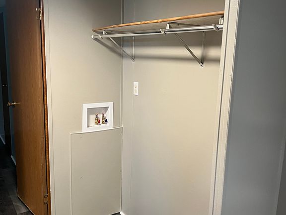 3rd image of 2934 Brooks St