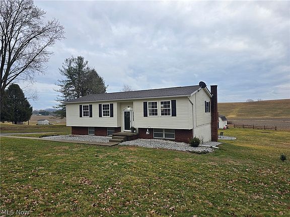 2nd image of 25471 Township Road 192