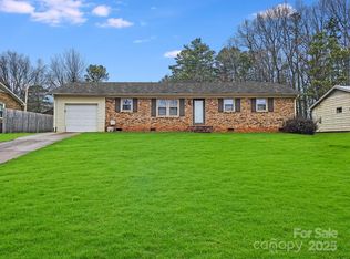 712 Stevens St, Gastonia, NC 28054