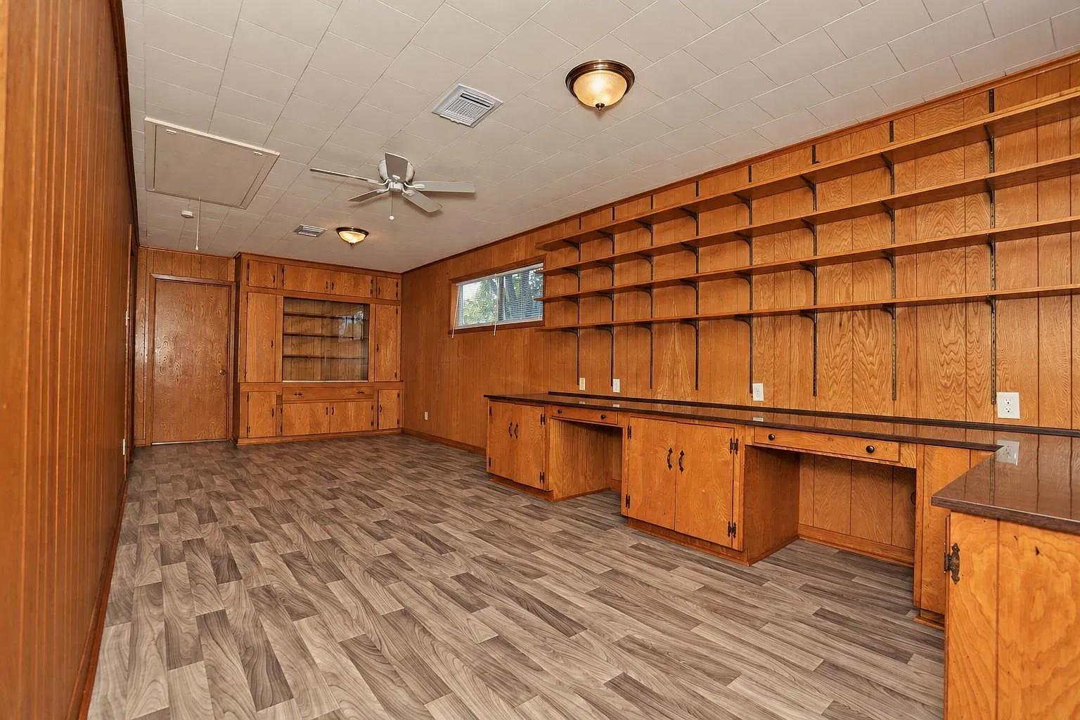 3 bed, 2.0 bath, 1760 sqft, $1,650 — Photo 3