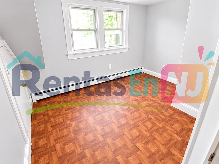 96 Lindsley Ave #3B — Photo 1