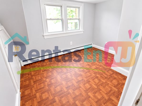 96 Lindsley Ave #3B