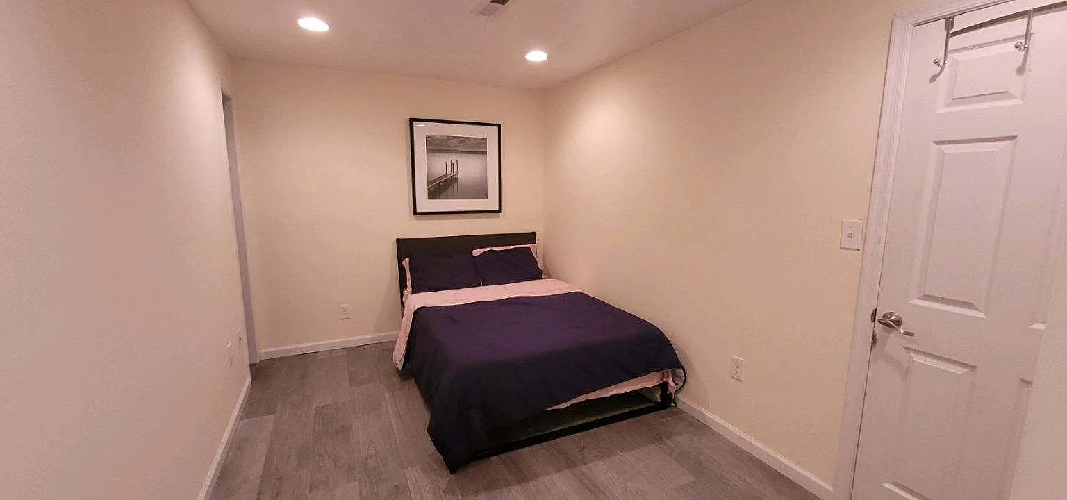 1 bed, 156 sqft, $725 — Photo 2