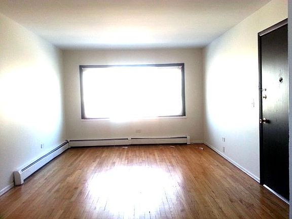 5th image of 112 N 12th Ave APT 6