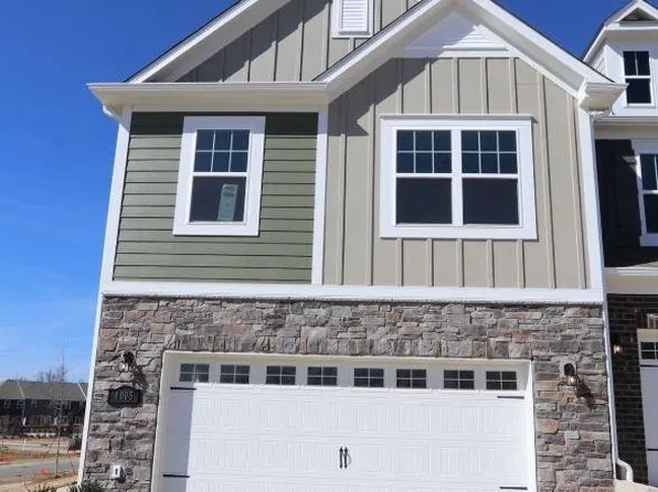 4005 Lawnview Dr, Charlotte, NC 28269