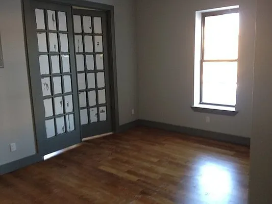 Rented by Brooklyn Group | media 16