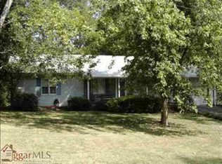 115 Croydon Rd, Spartanburg, SC 29301