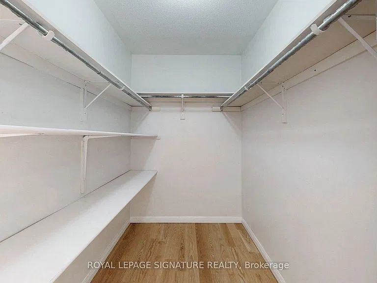 138 Sun King Cres — Photo 28
