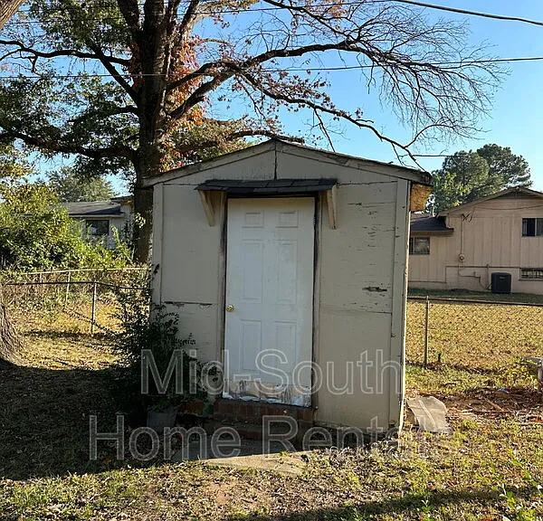 803 Ledbetter Ave — Photo 19