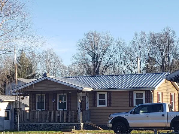8935 Hunters Valley East Rd, Dungannon, VA 24245