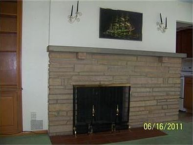 3rd image of 1047 Gerhard St
