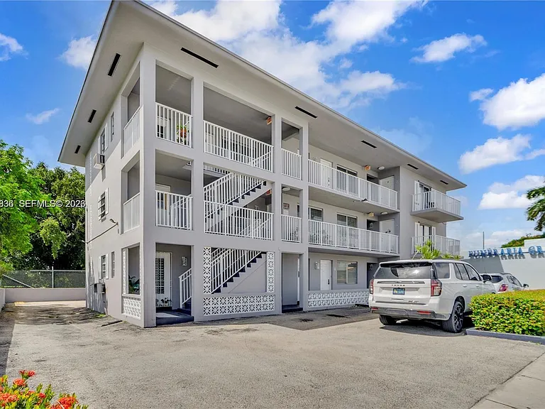 3424 W Flagler St #8 — Photo 16