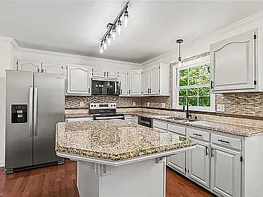 4095 Benton Creek Dr — Photo 11