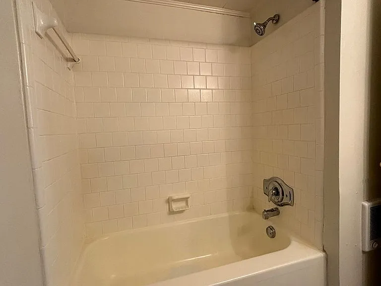 1407 Toms Creek Rd #9 — Photo 13