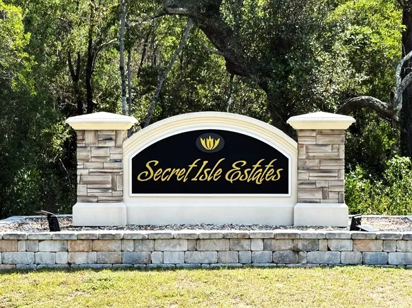 3312 Secret Isle Way, Navarre, FL 32566