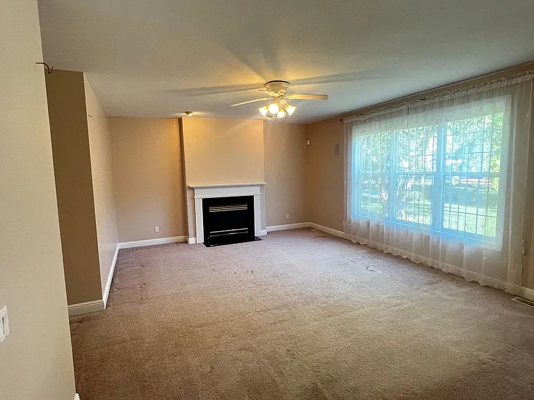 2708 Bayhill Dr — Photo 7