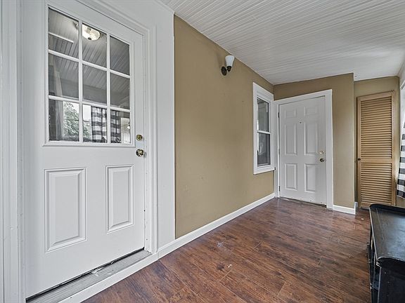 5th image of 91 Oakwood Ave