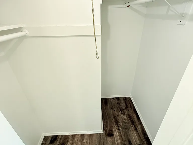 1226 N Fuller Ave #22 — Photo 7