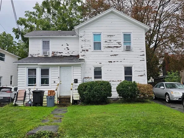 8 Pulaski St, Auburn, NY 13021