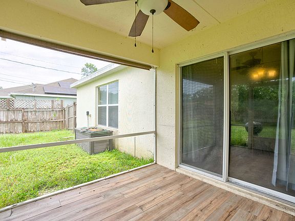 4th image of 2849 SE Ironton Avenue