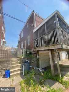 6866 N 19th St, Philadelphia, PA, 19126