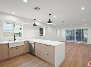 1331 N June St #B, Los Angeles, CA 90028