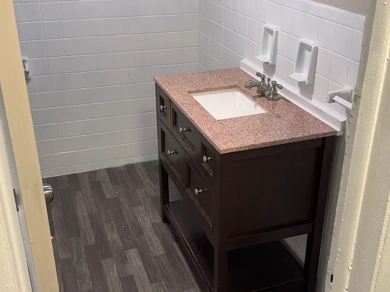 54 Cameron St #1 — Photo 7